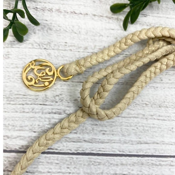 NEW Luli Fama Women's Corazon Loco Crochet Cut-Out Triangle Bikini Top - Picture 4 of 10